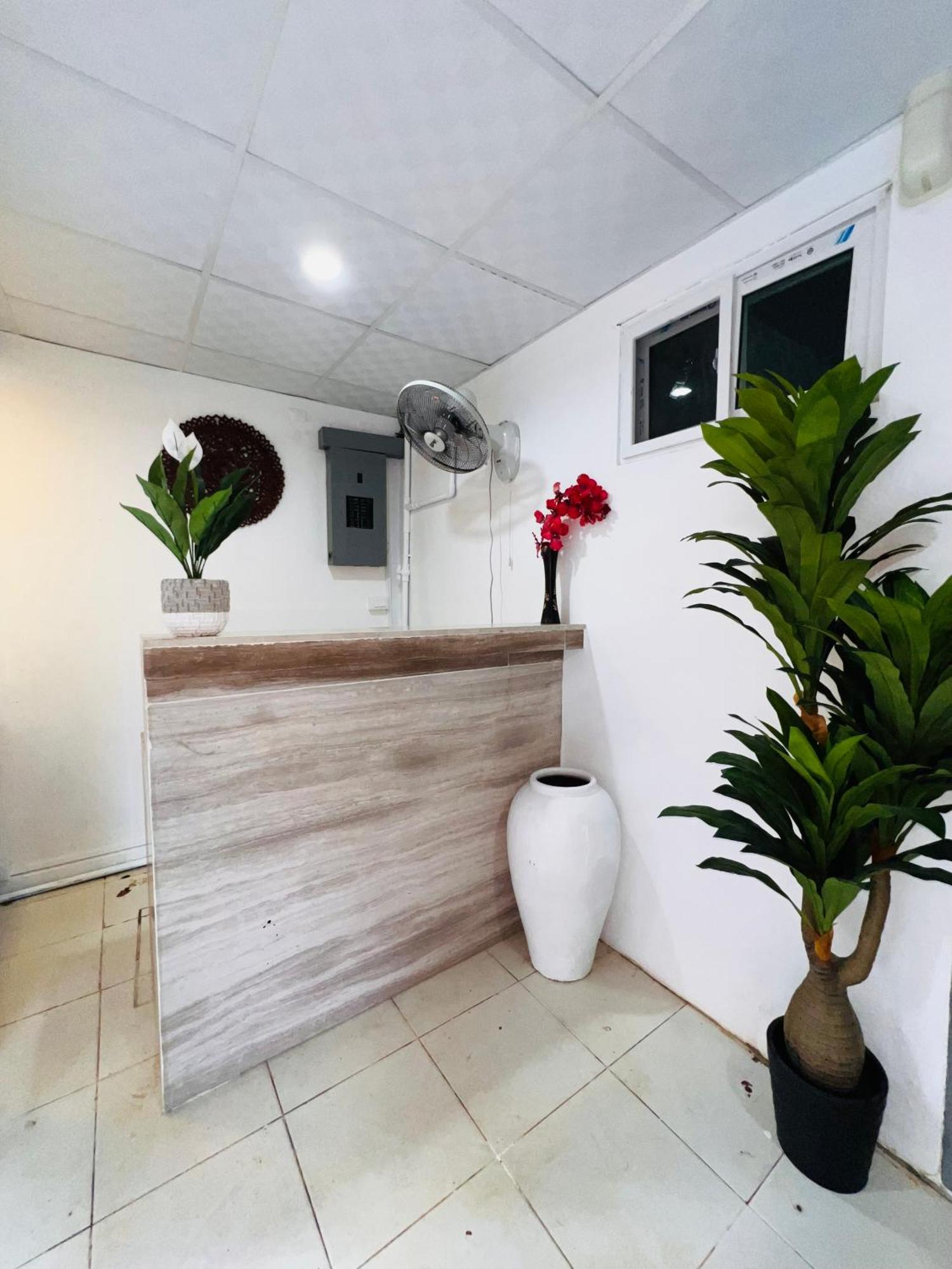 Patong Adventure Hostel Eksteriør bilde