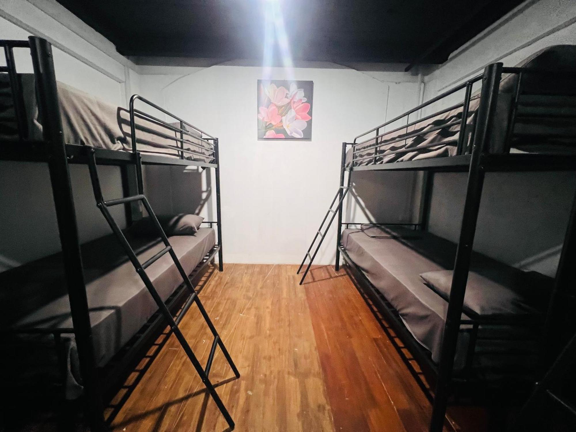 Patong Adventure Hostel Eksteriør bilde