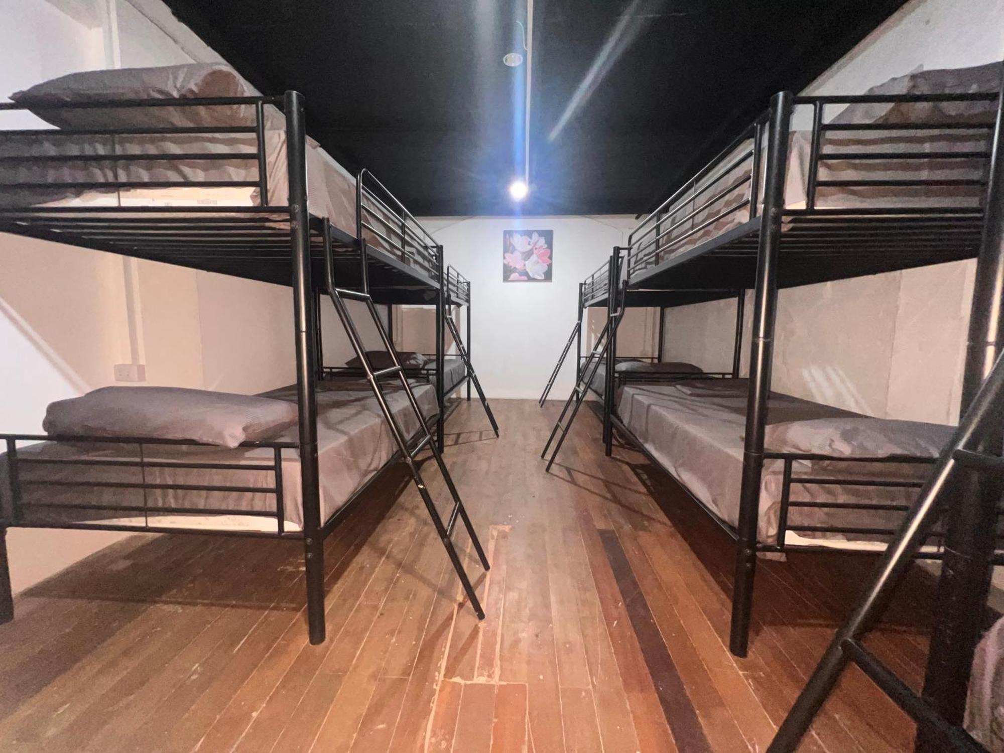 Patong Adventure Hostel Eksteriør bilde