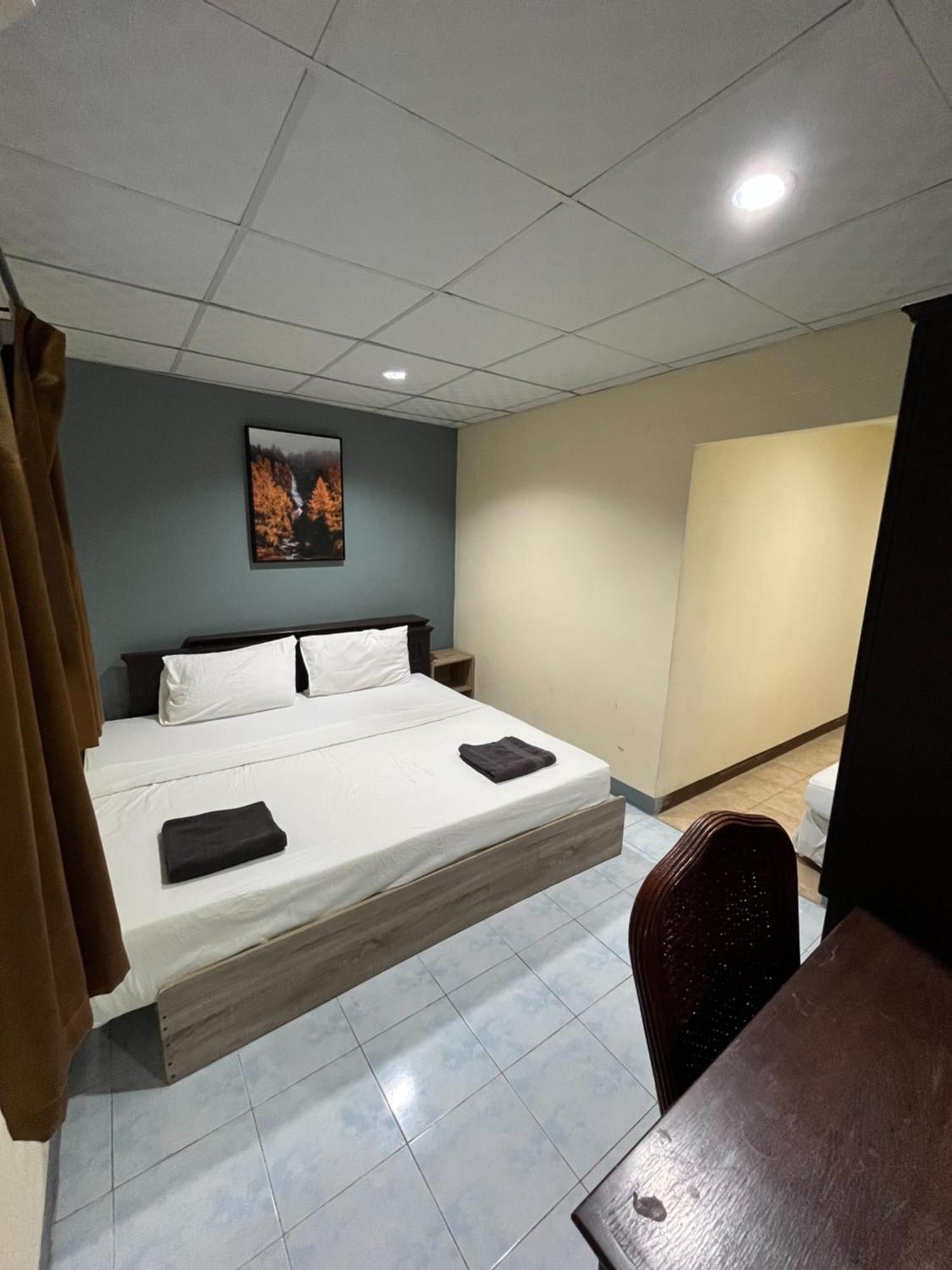 Patong Adventure Hostel Eksteriør bilde