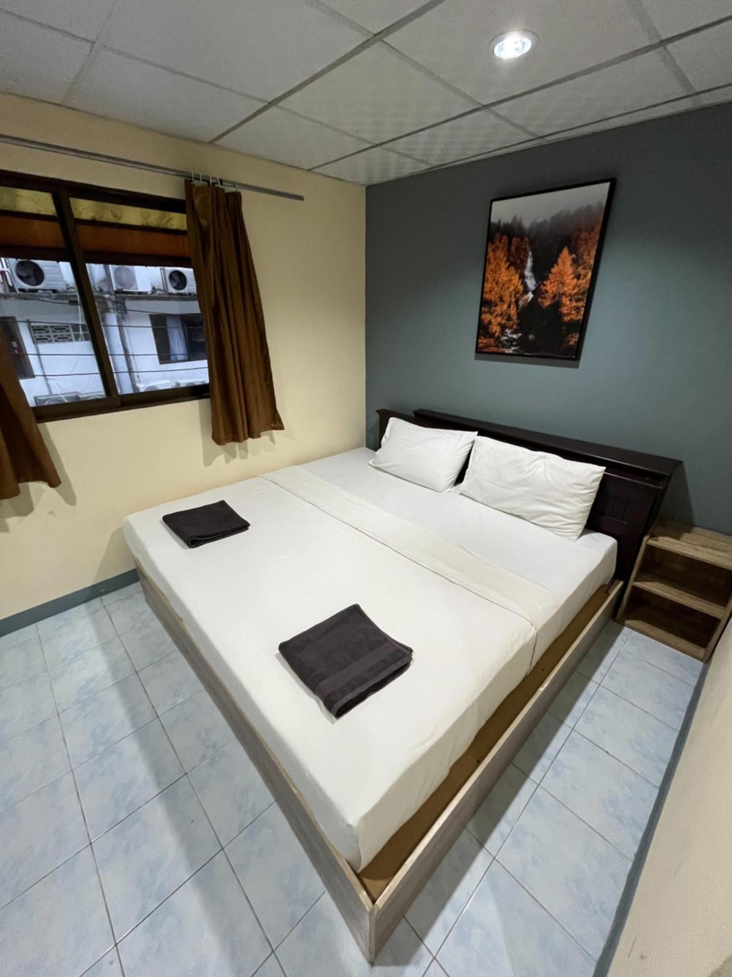 Patong Adventure Hostel Eksteriør bilde